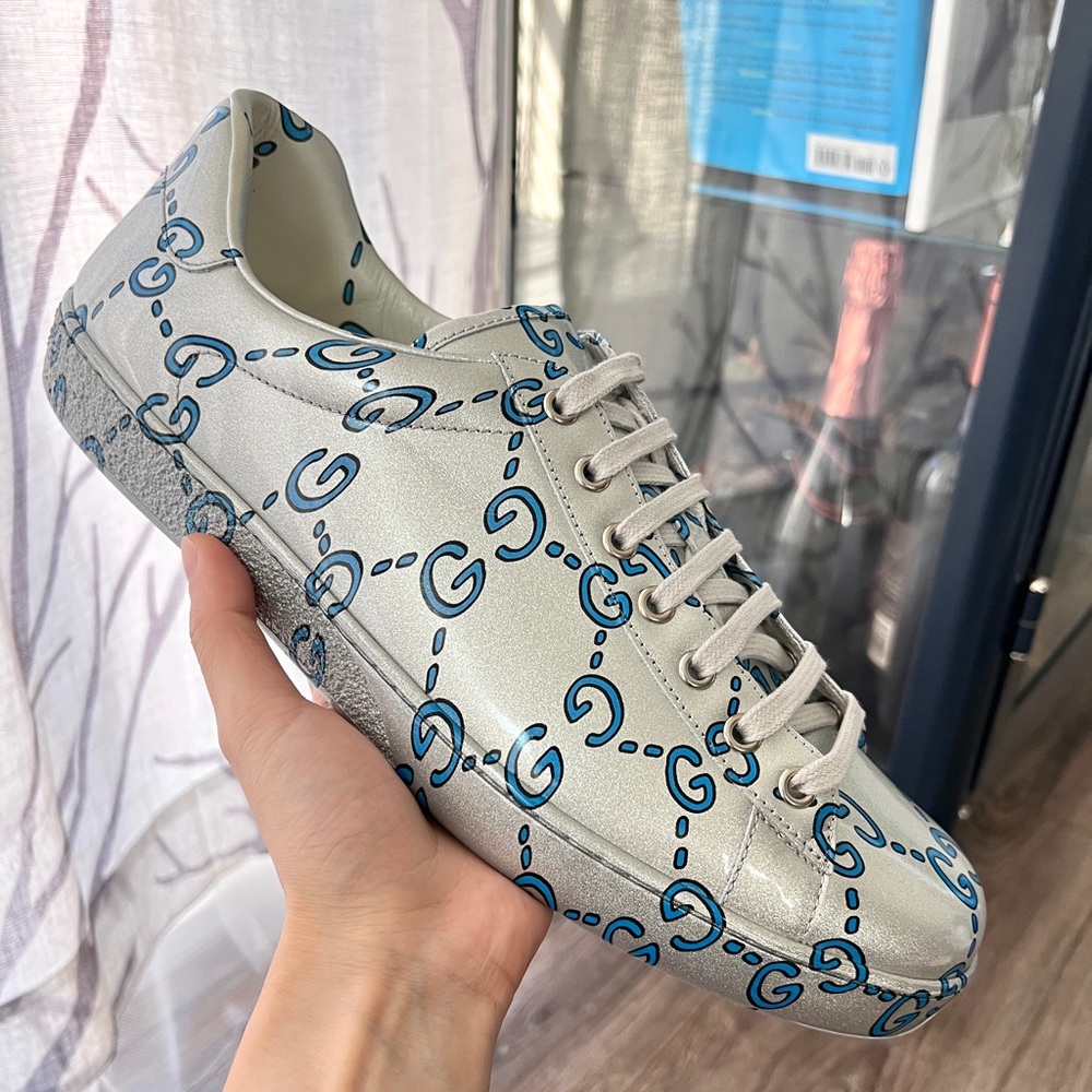 NIB GUCCI Ace Leather Sneakers in Silver and Blue